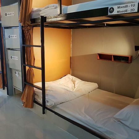 Yellow Flower Hostel เชียงราย ภายนอก รูปภาพ