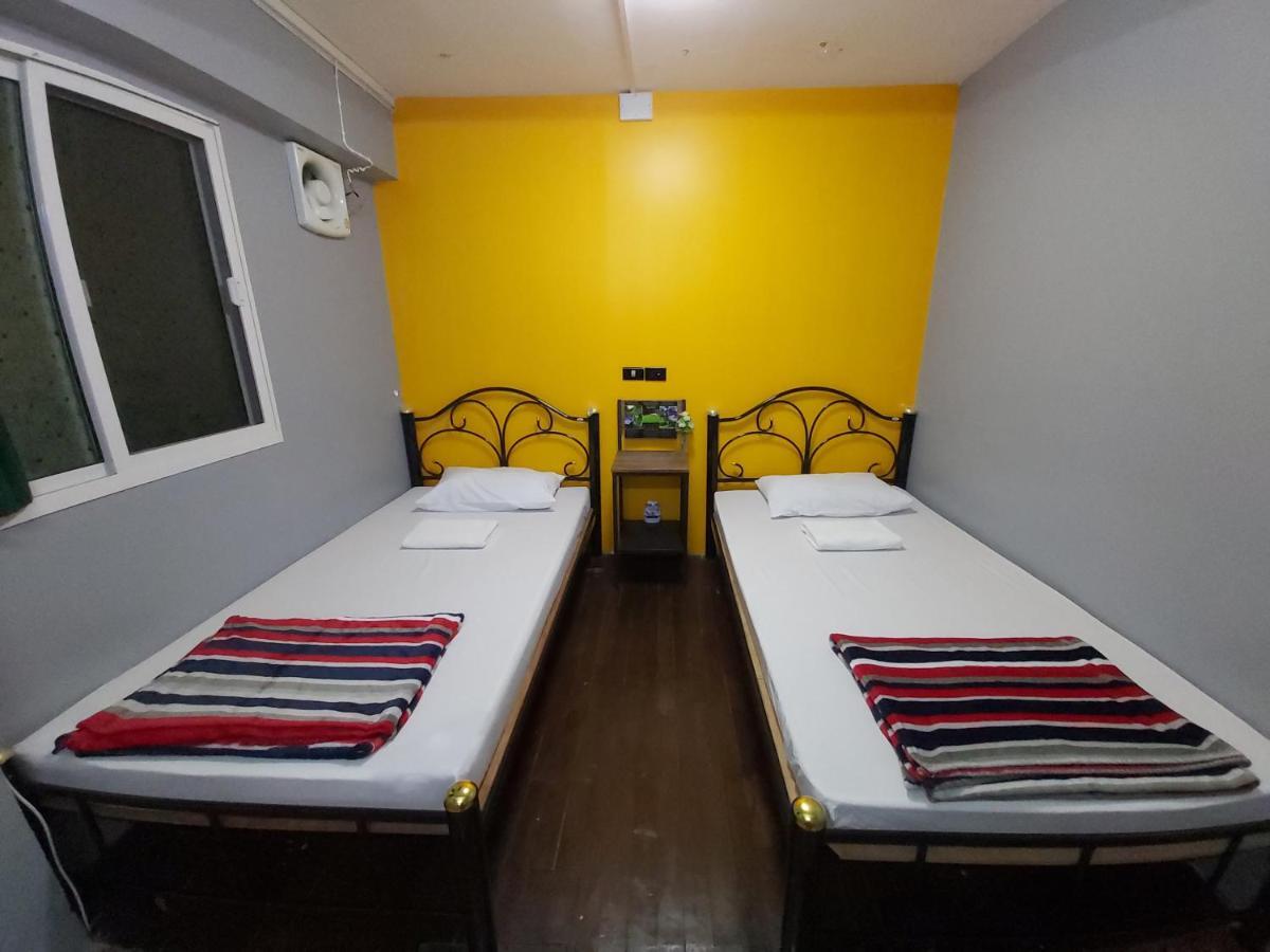 Yellow Flower Hostel เชียงราย ห้อง รูปภาพ